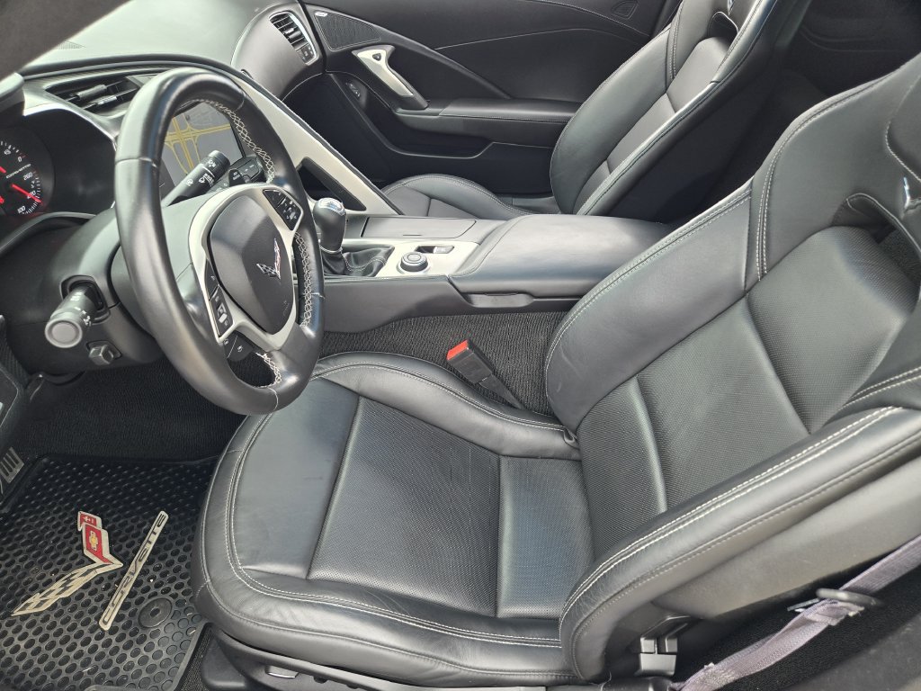 Used 2015 Chevrolet Corvette Stingray Coupe w/ 3LT Preferred Equipment Group RWD image 13