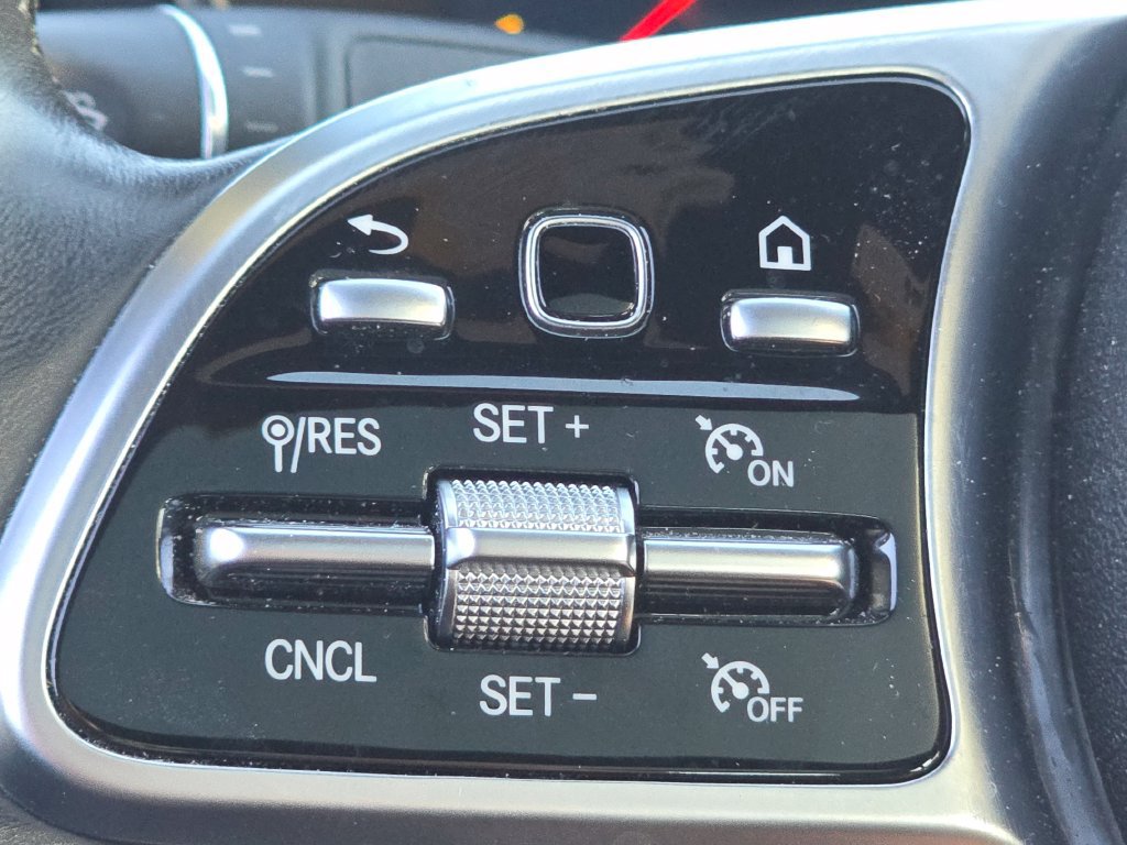 Certified 2021 Mercedes-Benz C 300 4MATIC Sedan image 33