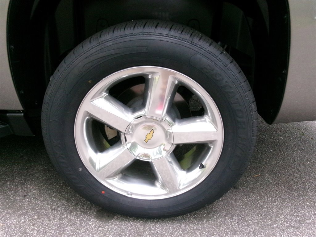 Used 2012 Chevrolet Avalanche LS w/ All-Star Edition AWD/4WD image 38