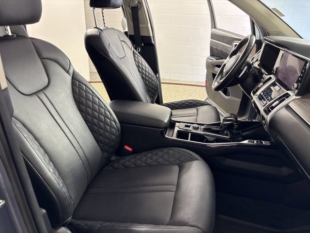 Used 2022 Kia Sorento SX Prestige image 24