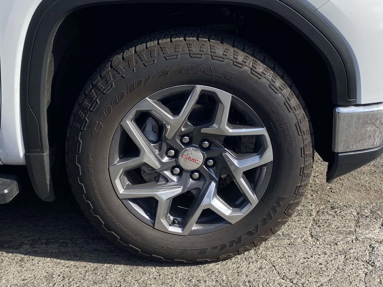 Used 2025 GMC Sierra 1500 SLT w/ SLT Premium Plus Package image 10