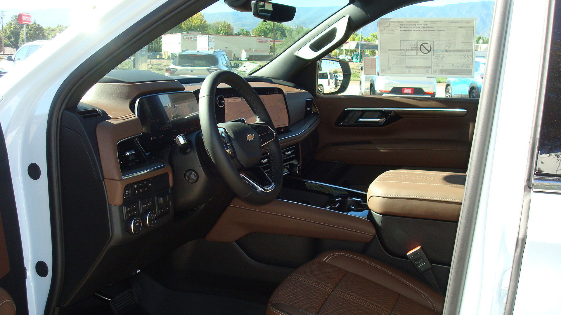 New 2026 Chevrolet Suburban High Country image 8