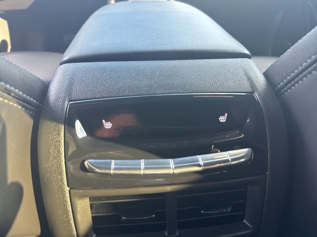 Certified 2023 Cadillac XT5 Premium Luxury image 18