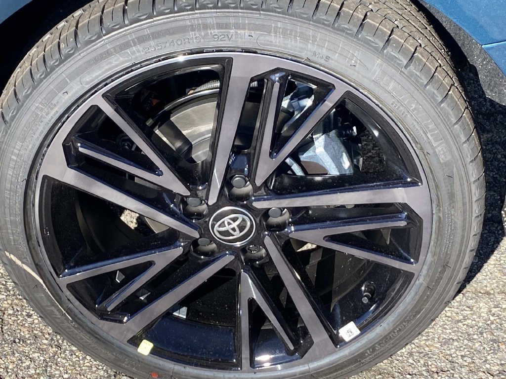 New 2026 Toyota Camry XSE w/ Premium Package AWD/4WD image 5