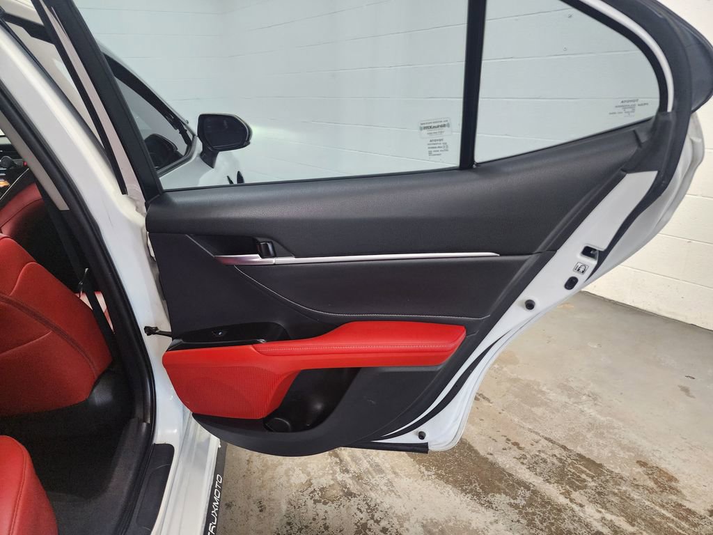 Used 2018 Toyota Camry XSE w/ Driver Assist Package image 29