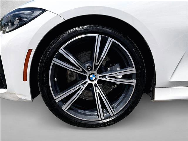 Used 2022 BMW 330i Sedan w/ M Sport Package image 10
