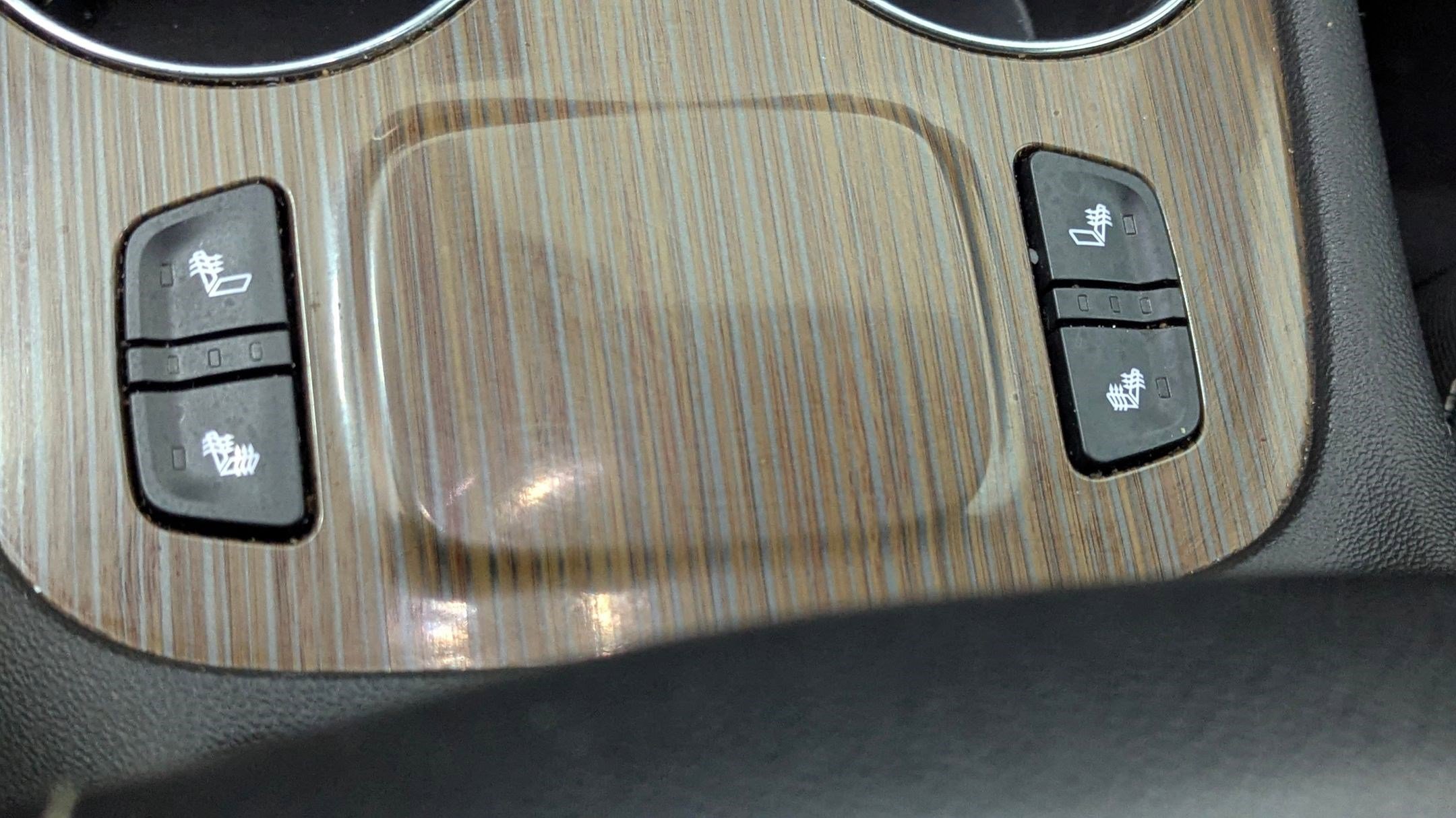 Used 2020 GMC Acadia SLE w/ Driver Convenience Package image 28