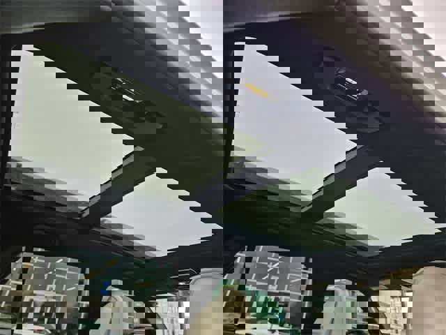 Used 2025 Mercedes-Benz GLC 300 GLC 300 image 22