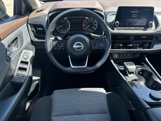 Used 2023 Nissan Rogue SV AWD/4WD image 17
