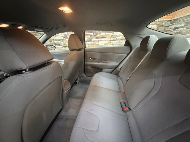 Used 2023 Hyundai Elantra SE FWD image 26