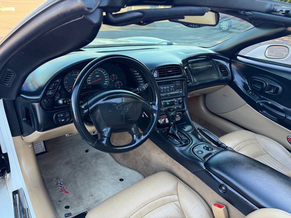 Used 2003 Chevrolet Corvette Coupe w/ Preferred Equipment Group image 21