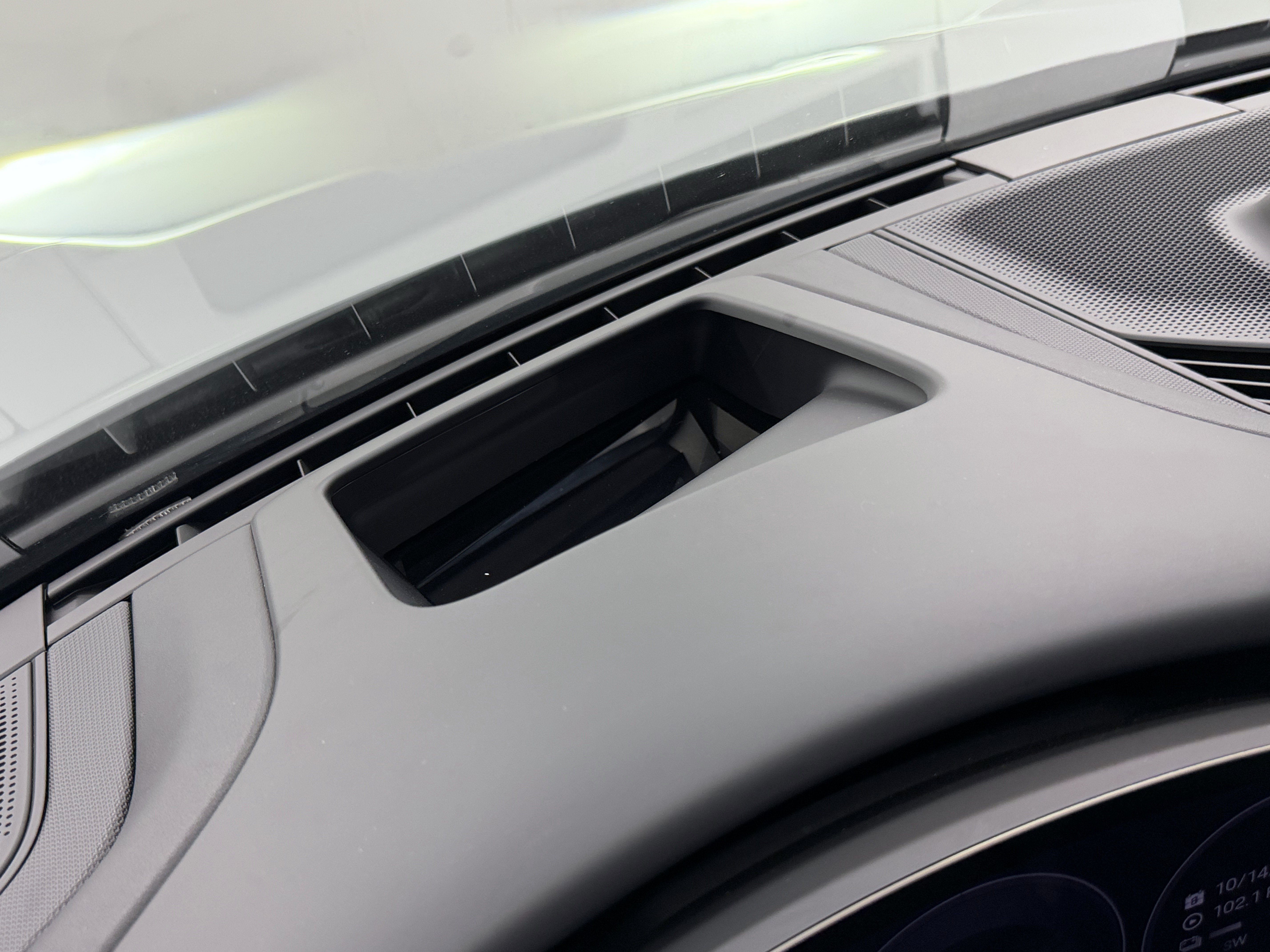 Certified 2025 Porsche Taycan RWD image 56