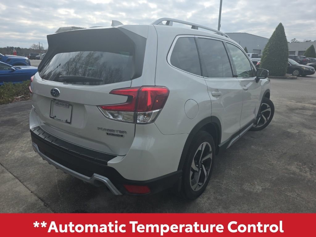 Used 2023 Subaru Forester Touring image 7
