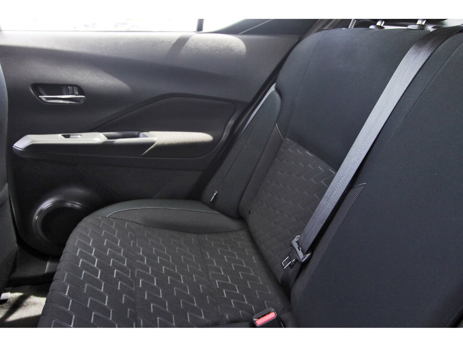 Certified 2023 Nissan Kicks SV FWD image 14