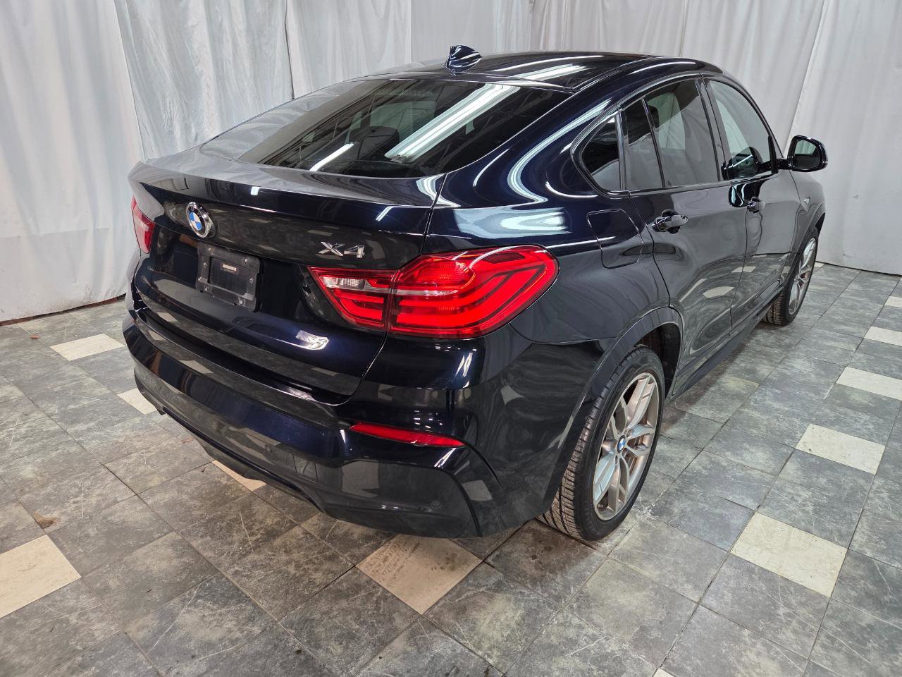 Used 2016 BMW X4 xDrive28i image 5