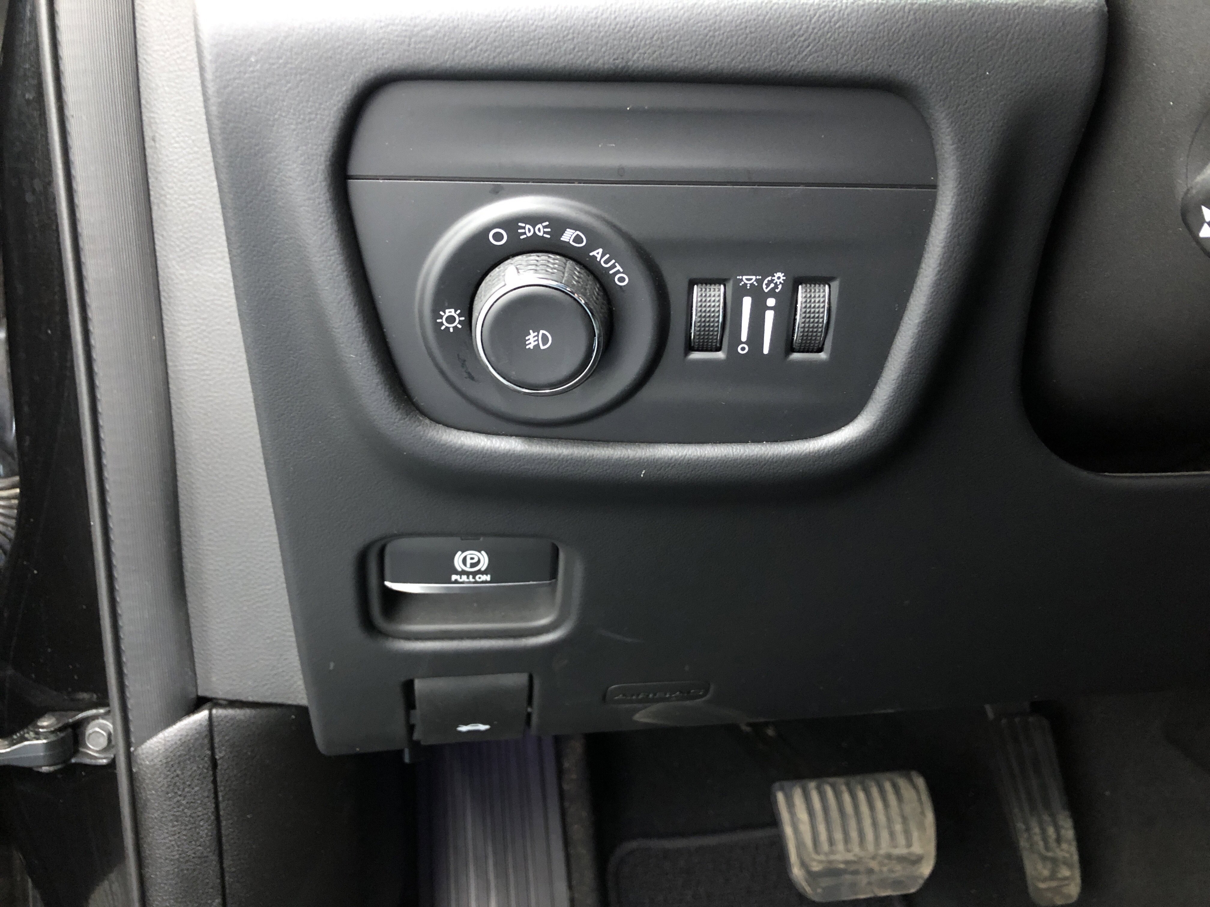 Certified 2024 Jeep Grand Cherokee L Summit image 20