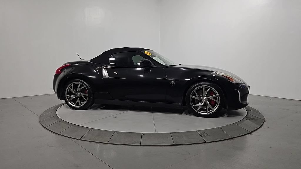 Used 2013 Nissan 370Z Touring w/ Sport Pkg RWD image 7