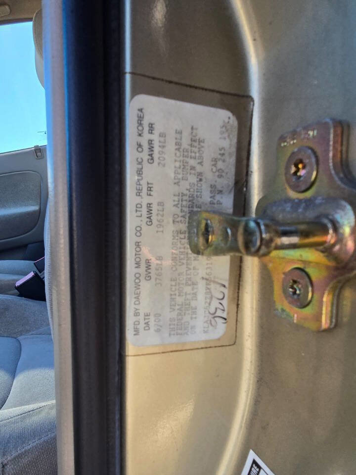 Used 2000 Daewoo Nubira SE image 57