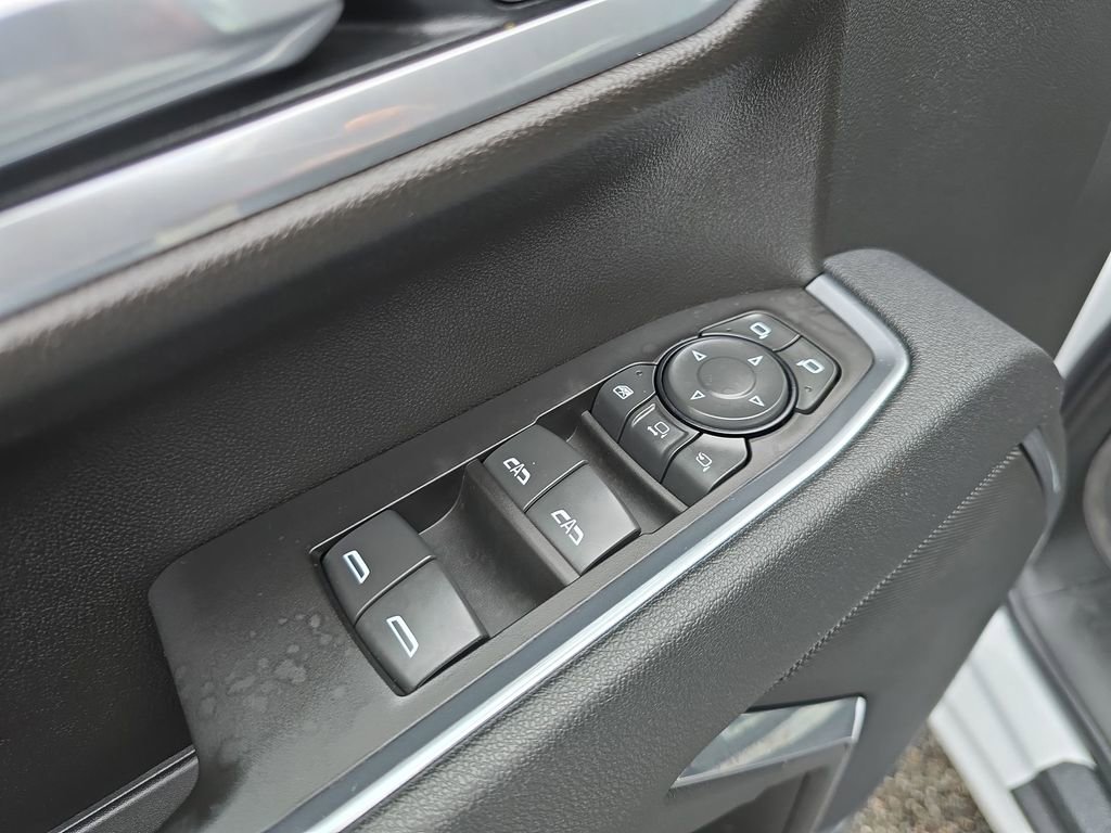 Certified 2025 GMC Sierra 3500 SLT w/ X31 Off-Road Package image 26