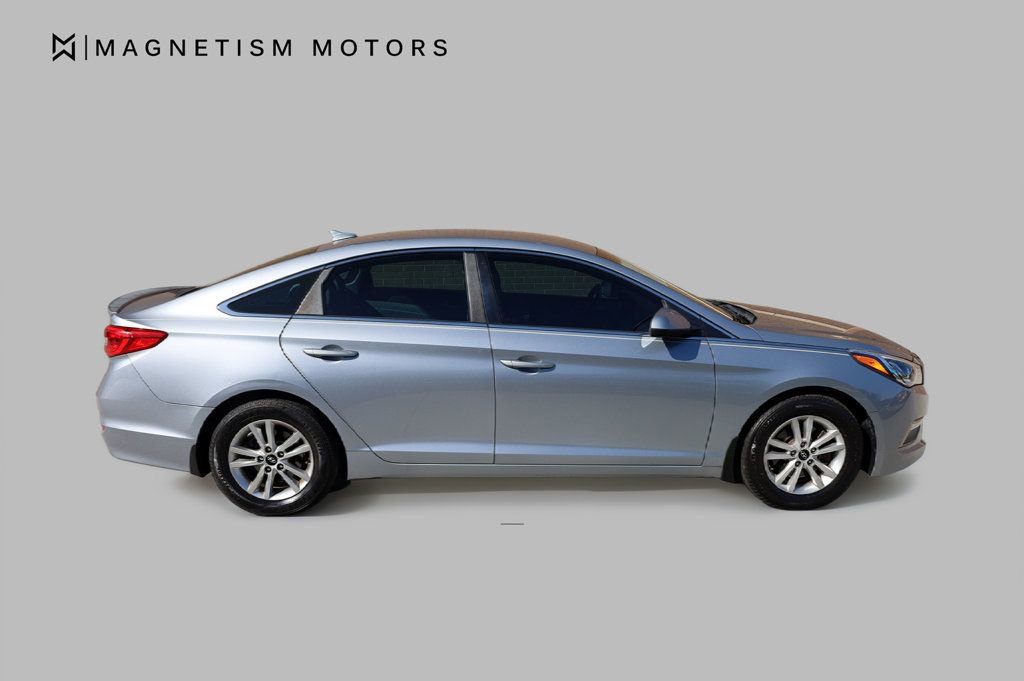 Used 2015 Hyundai Sonata SE w/ Option Group 09 image 3