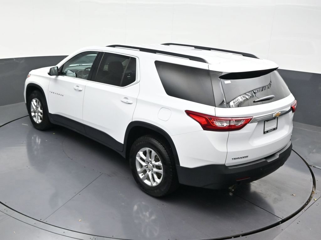 Used 2021 Chevrolet Traverse LT image 19
