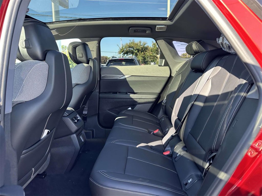 New 2025 Cadillac Optiq Sport 1 image 13