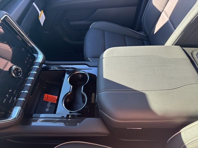 New 2026 GMC Yukon XL Elevation image 23