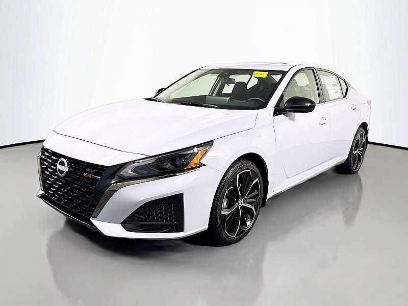 New 2025 Nissan Altima 2.5 SR w/ SR Premium Package image 3