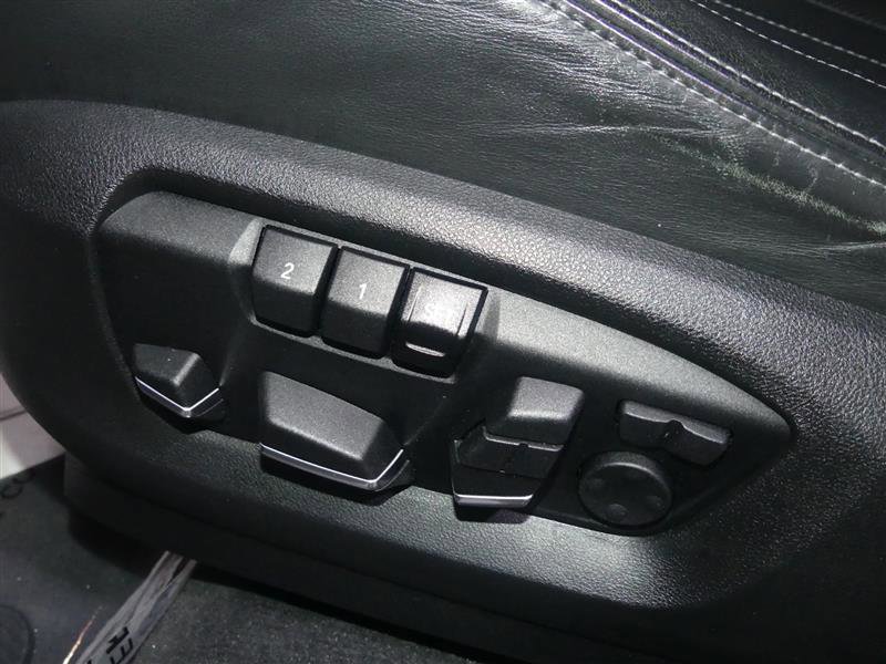 Used 2018 BMW X5 M AWD/4WD image 25