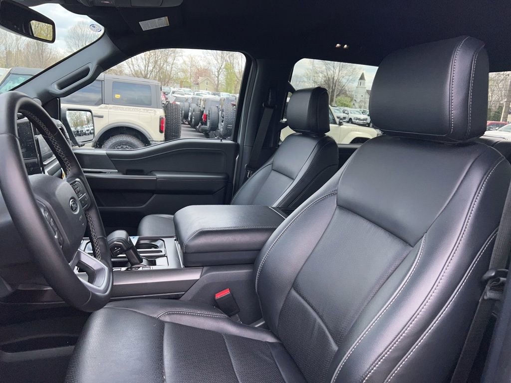 Used 2025 Ford F150 Lariat AWD/4WD image 4