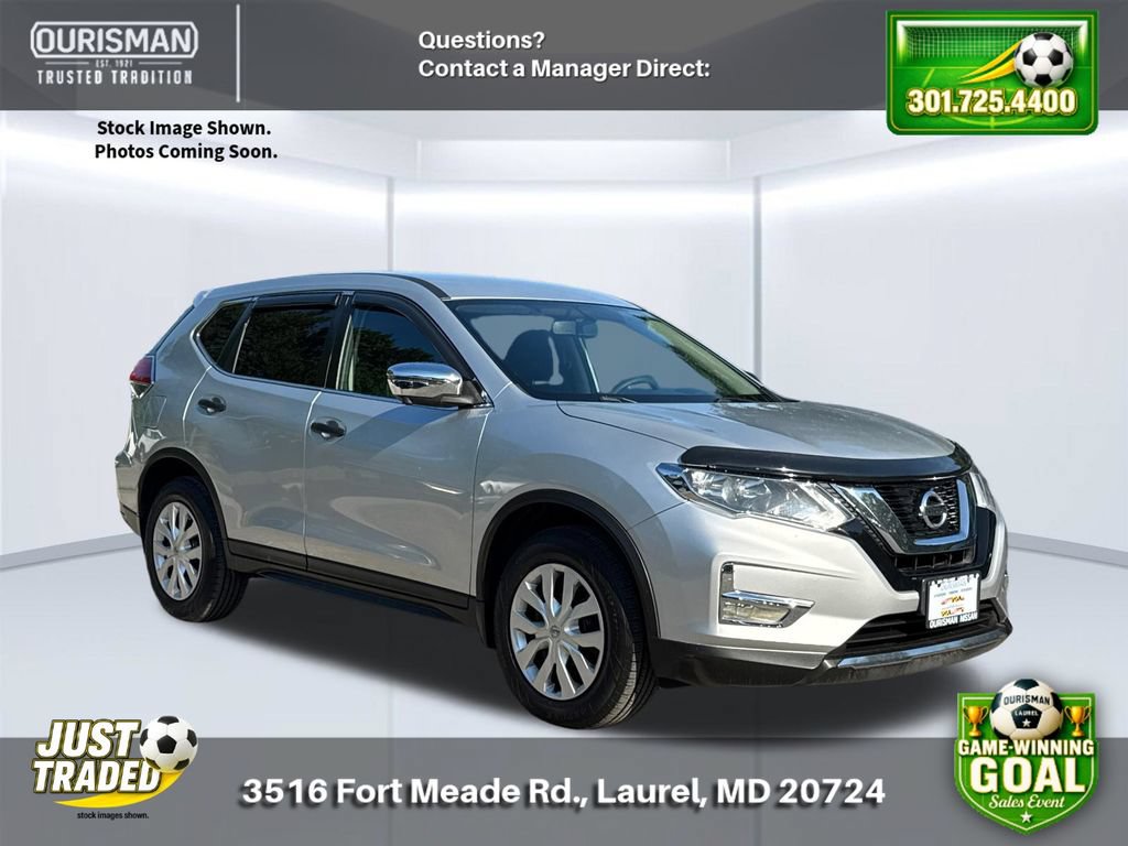 Used 2017 Nissan Rogue S AWD/4WD image 1