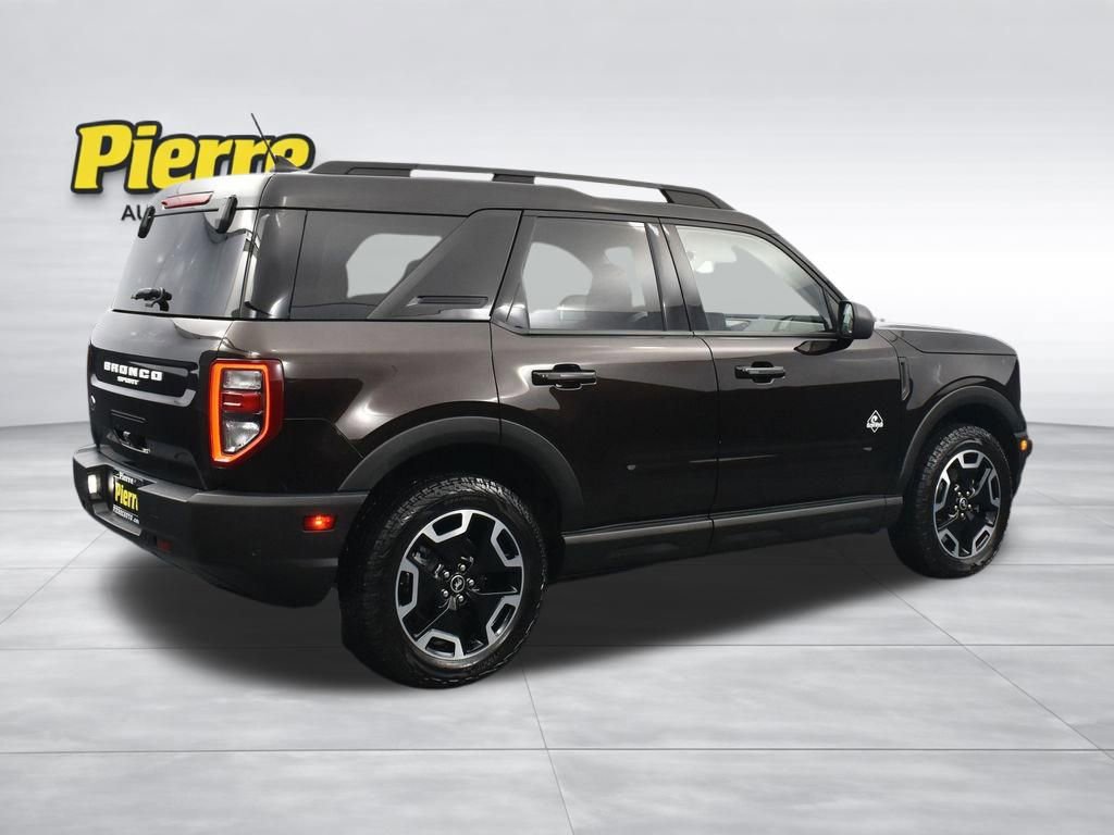 Used 2021 Ford Bronco Sport Outer Banks image 4