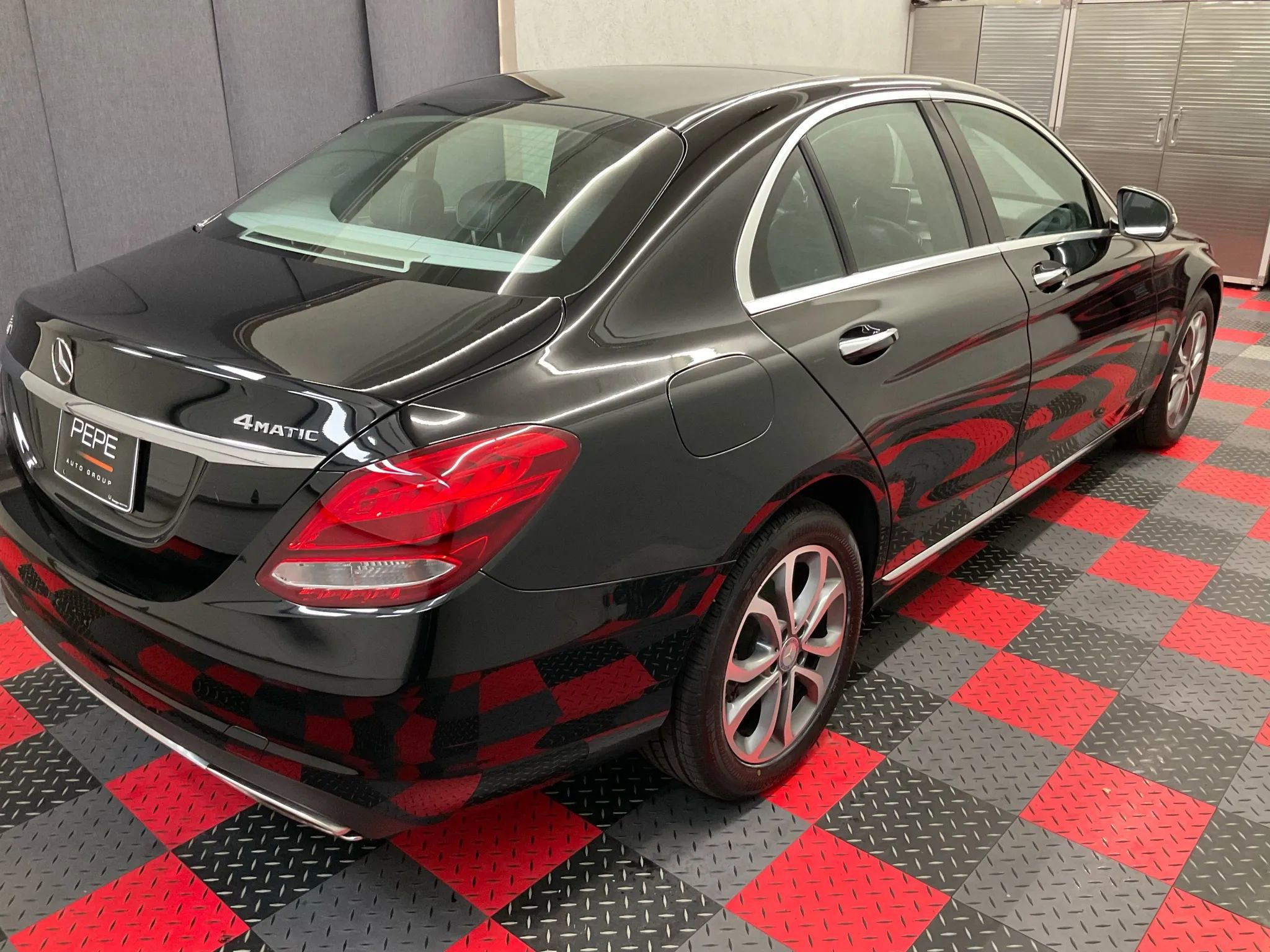 Used 2017 Mercedes-Benz C 300 4MATIC Sedan image 3