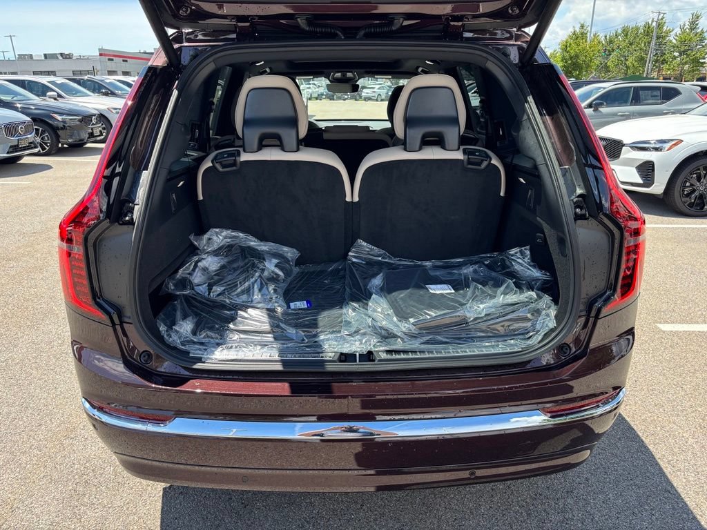 New 2026 Volvo XC90 T8 Plus w/ Protection Package AWD/4WD image 19