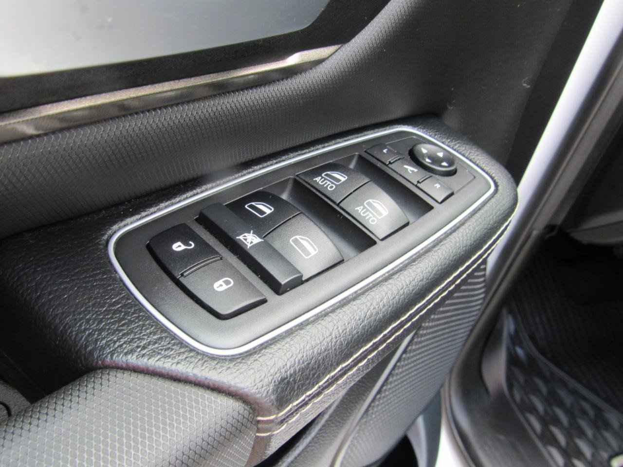 Used 2021 RAM 1500 Rebel w/ Level 1 Equipment Group AWD/4WD image 19
