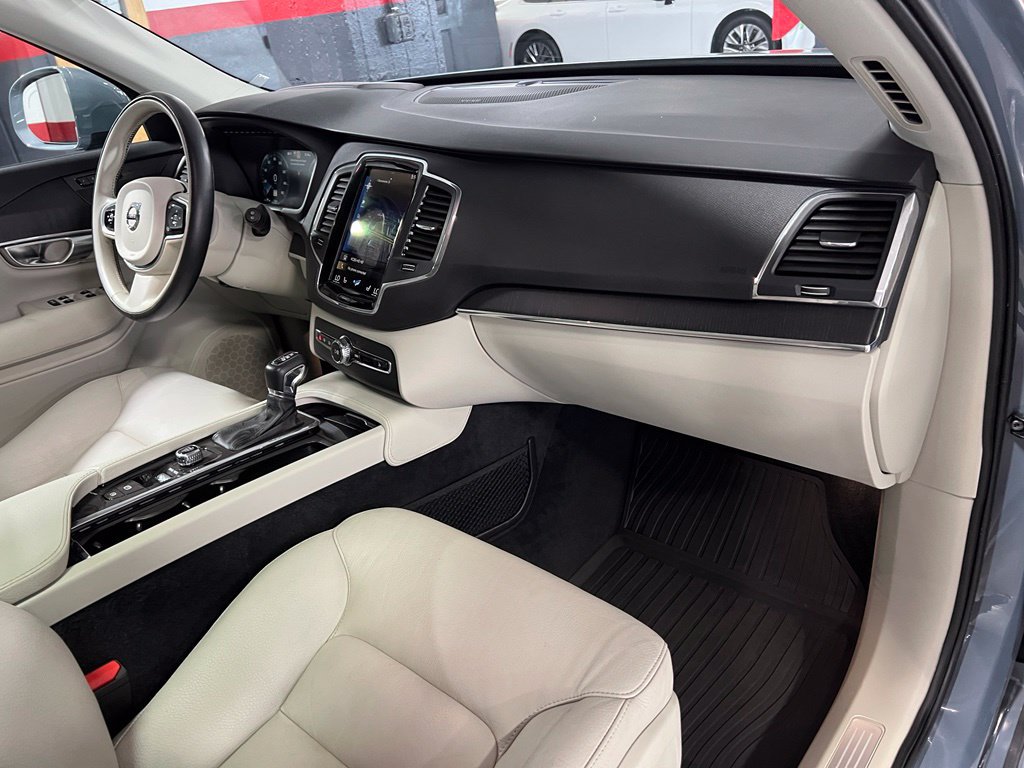 Used 2020 Volvo XC90 T6 Momentum w/ Protection Package Premier AWD/4WD image 26