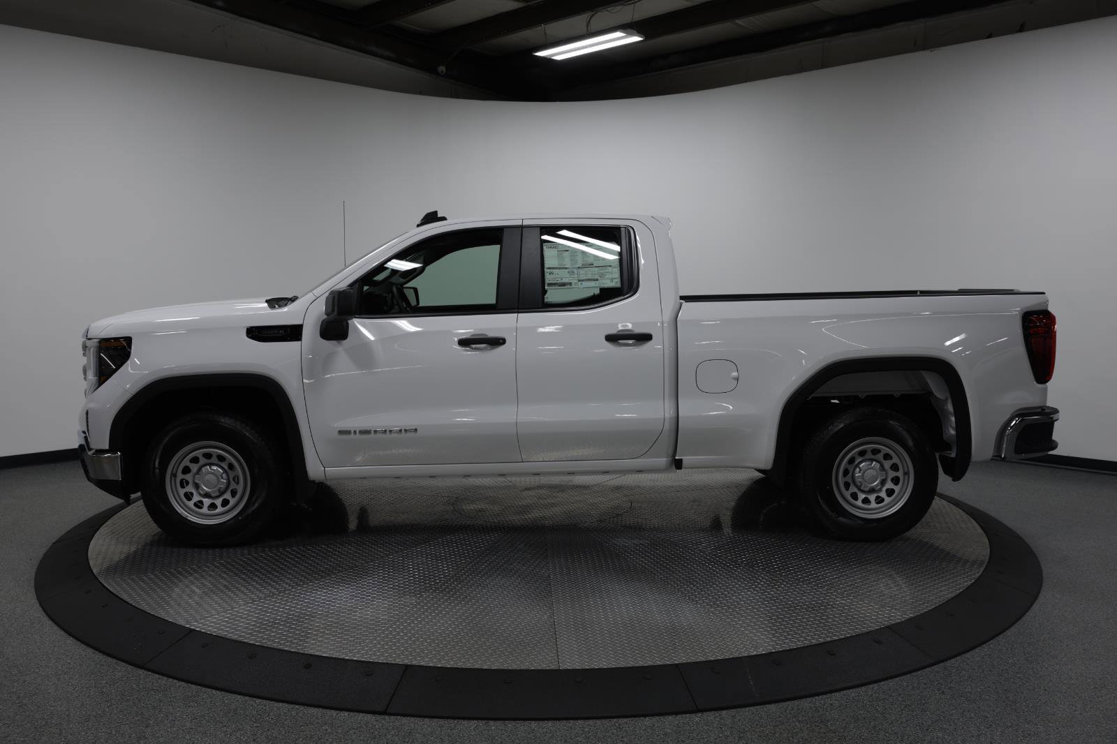 New 2026 GMC Sierra 1500 Pro w/ Trailering Package image 5