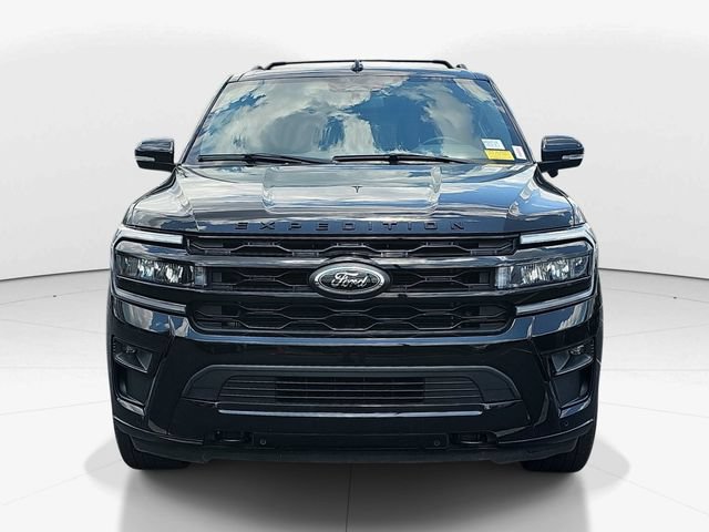 Used 2023 Ford Expedition Limited AWD/4WD image 10