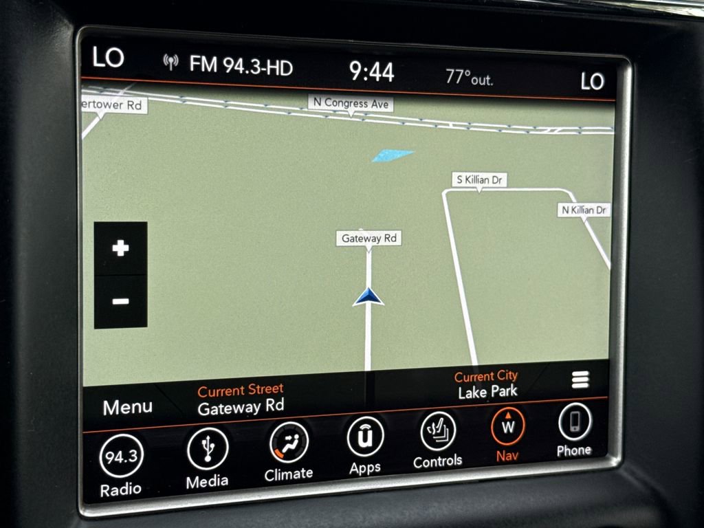 Used 2018 Jeep Grand Cherokee Altitude RWD image 18