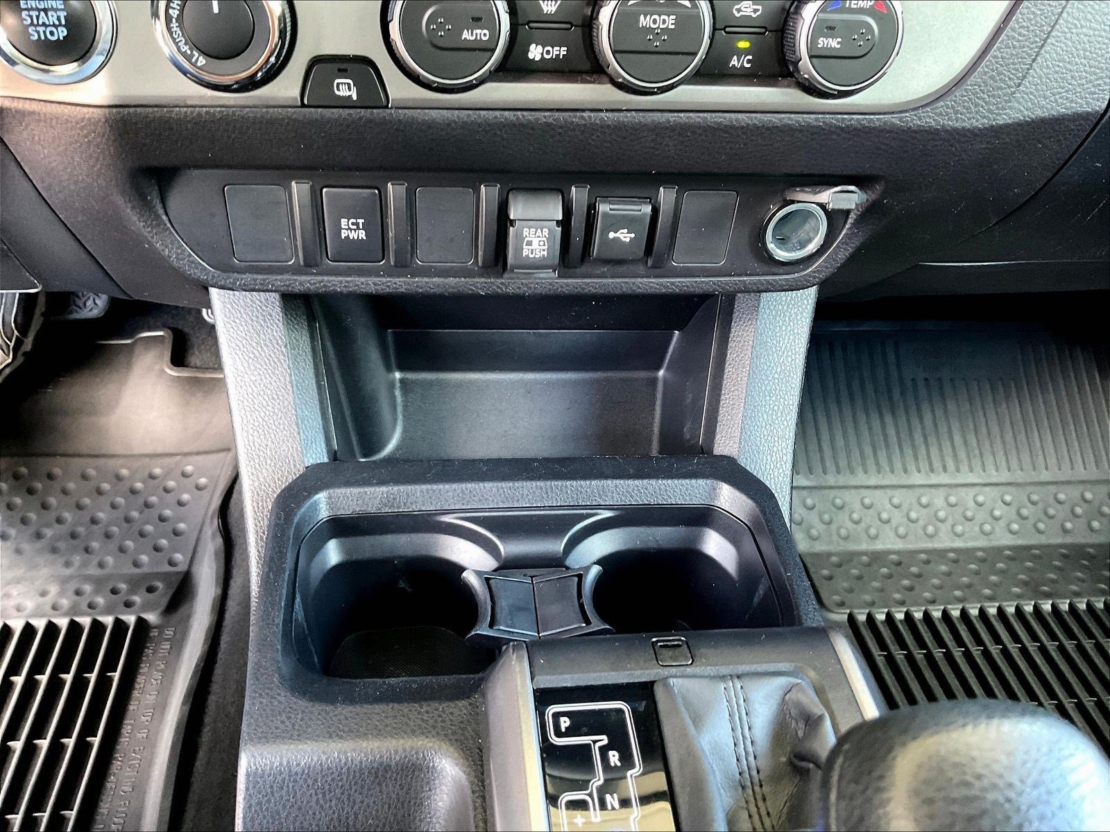 Used 2023 Toyota Tacoma SR5 AWD/4WD image 16