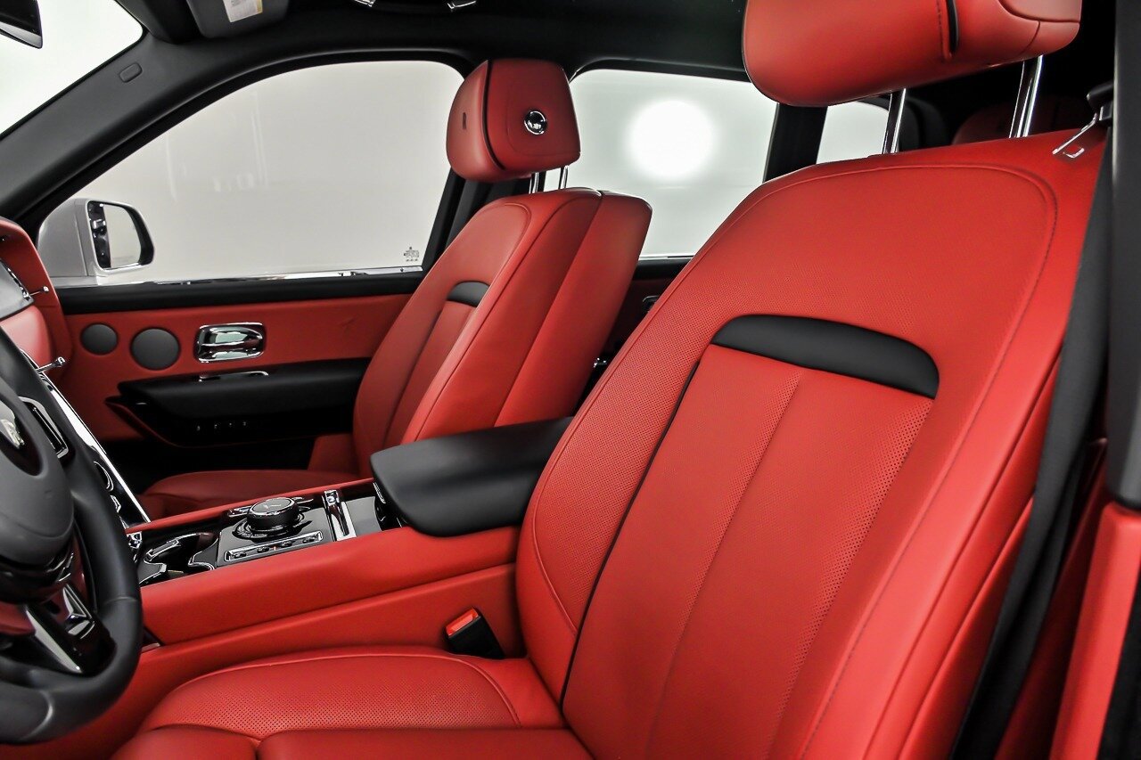 Used 2021 Rolls-Royce Cullinan AWD/4WD image 20
