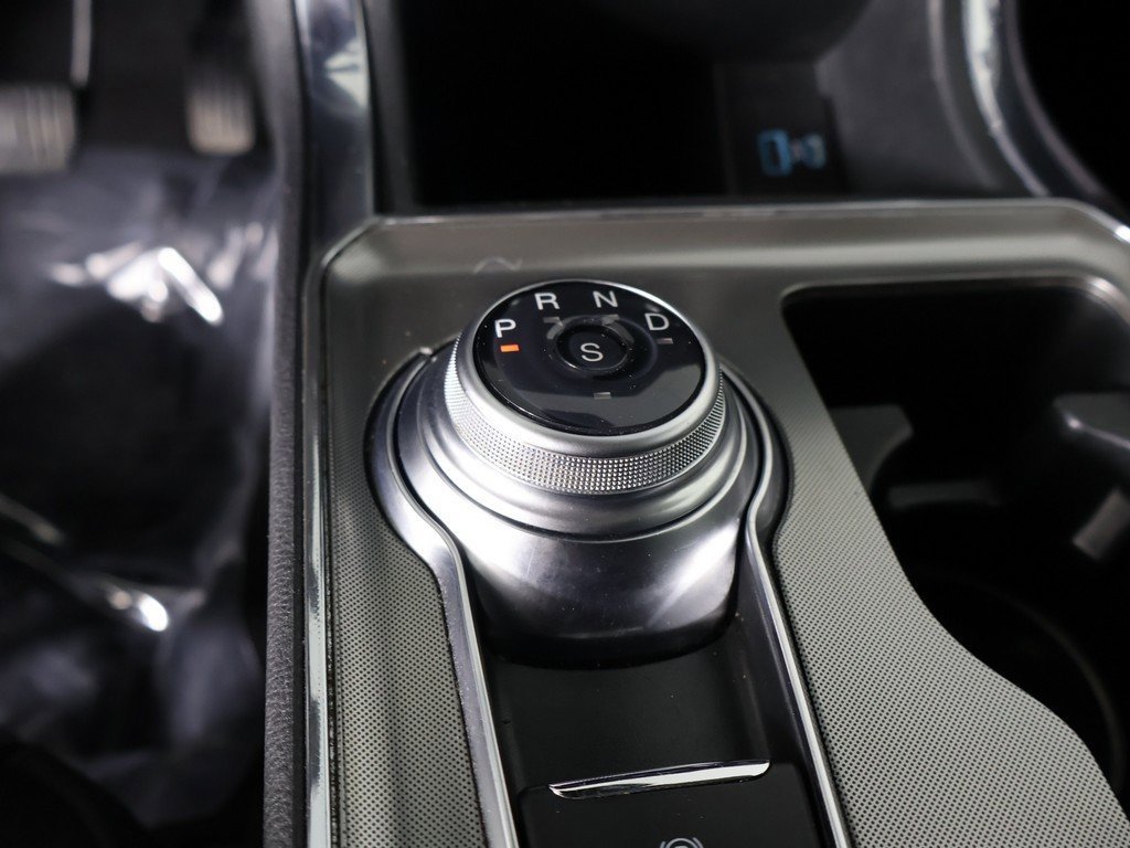 Used 2024 Ford Edge Titanium image 45