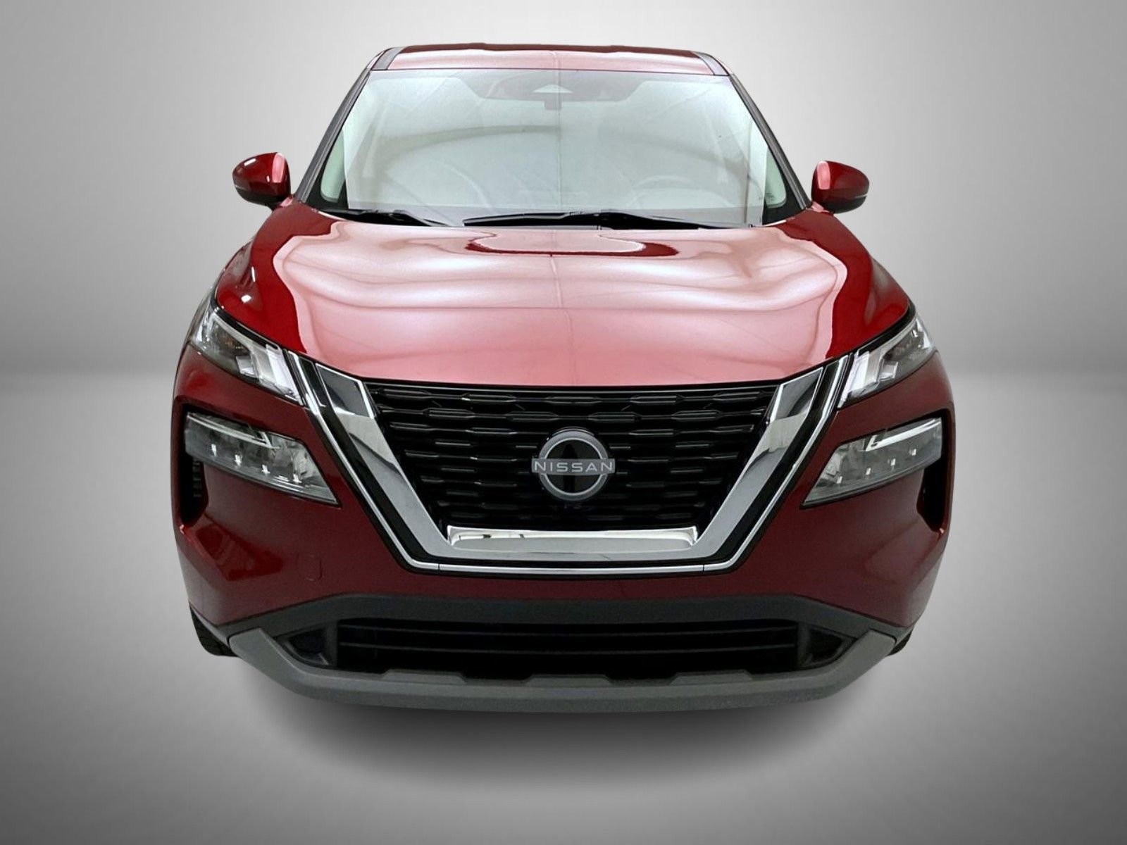 Used 2023 Nissan Rogue SV image 2
