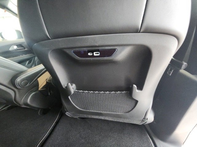 New 2026 Chrysler Pacifica Select image 14
