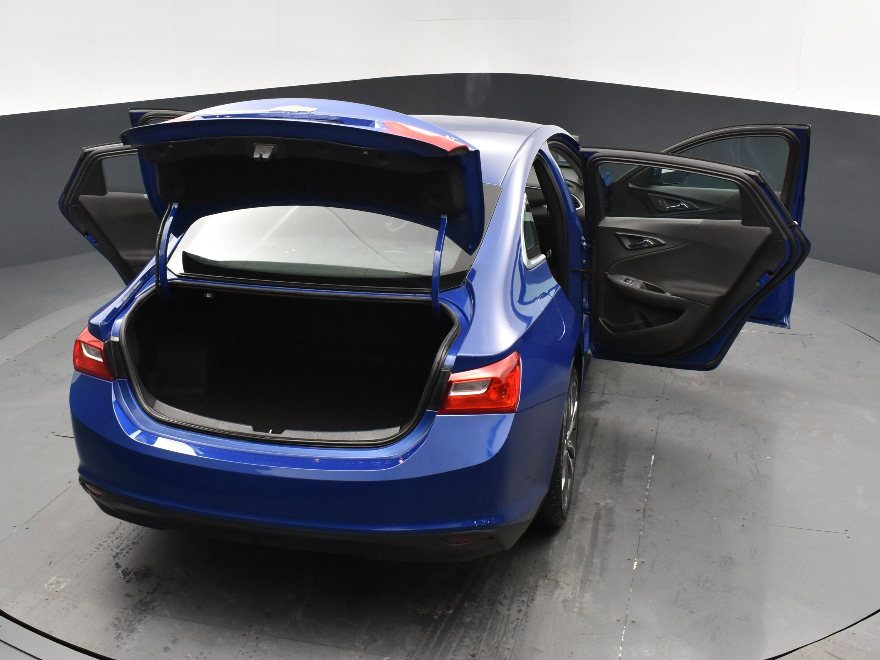 Used 2023 Chevrolet Malibu LT image 28