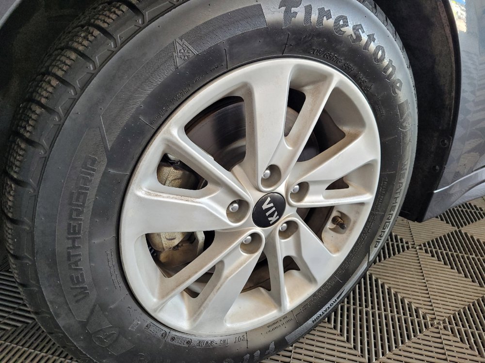 Used 2017 Kia Optima LX FWD image 31