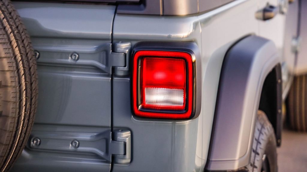 New 2026 Jeep Wrangler Unlimited Sport AWD/4WD image 9
