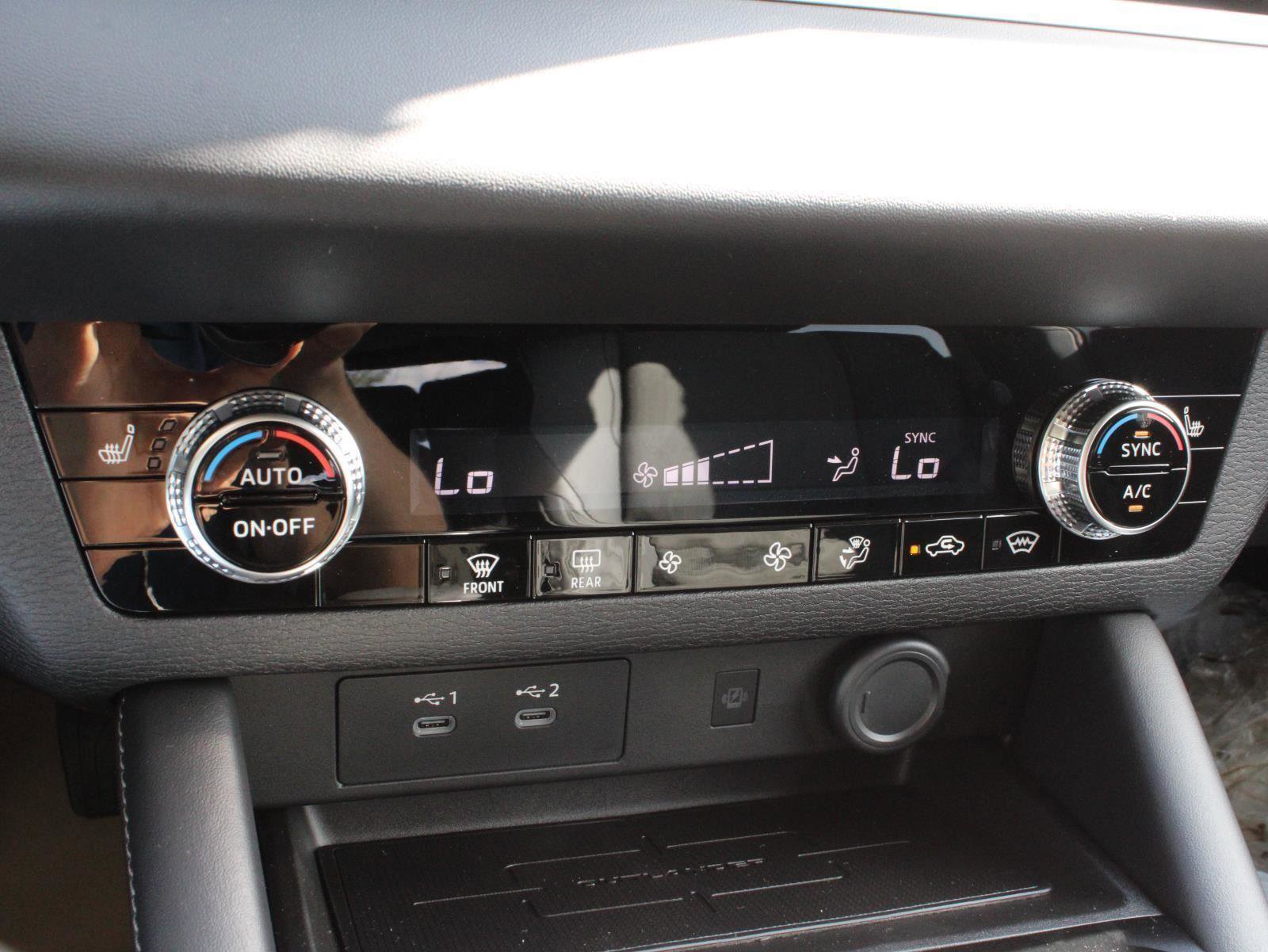 New 2025 Mitsubishi Outlander Trail Edition image 26