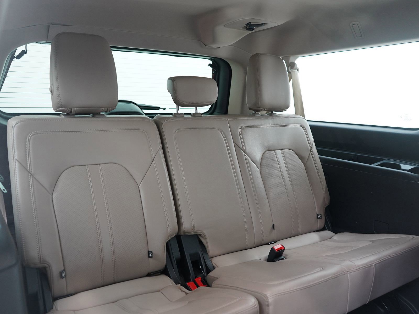 Used 2024 Ford Expedition Max Limited image 13