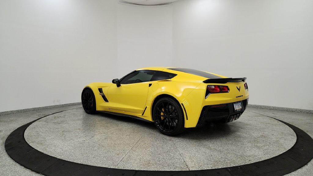 Used 2017 Chevrolet Corvette Grand Sport RWD image 3